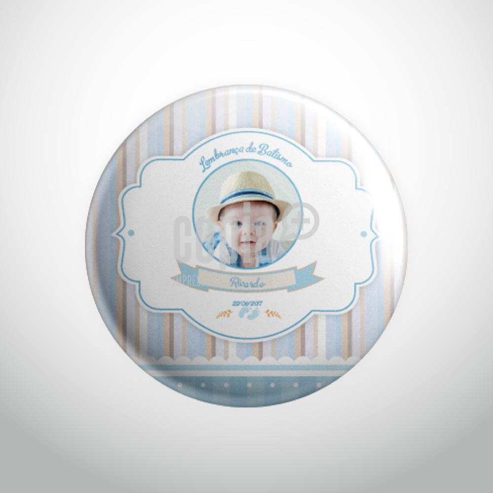 crachá batizado menino modelo 3