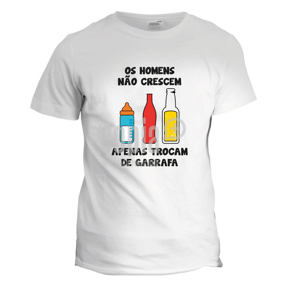 T-shirt - Os homens não crescem, apenas trocam de garrafa