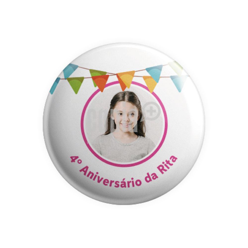 crachá aniversário modelo 11